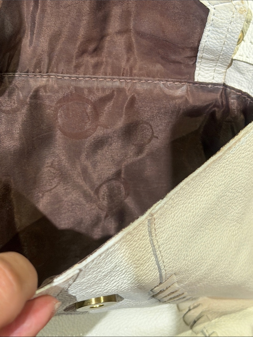 Born White Leather Crossbody with Front Stitch Detail - Picture 14 of 14